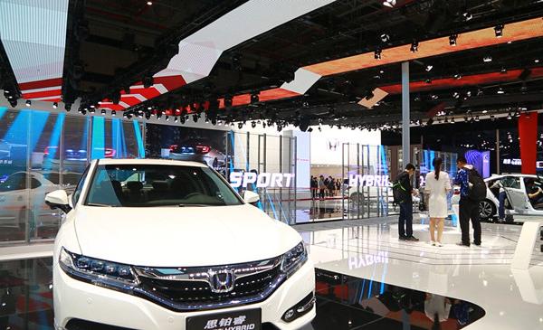 上海車(chē)展·HONDA|有LED透明屏的發(fā)布會(huì)才能超乎想象！
